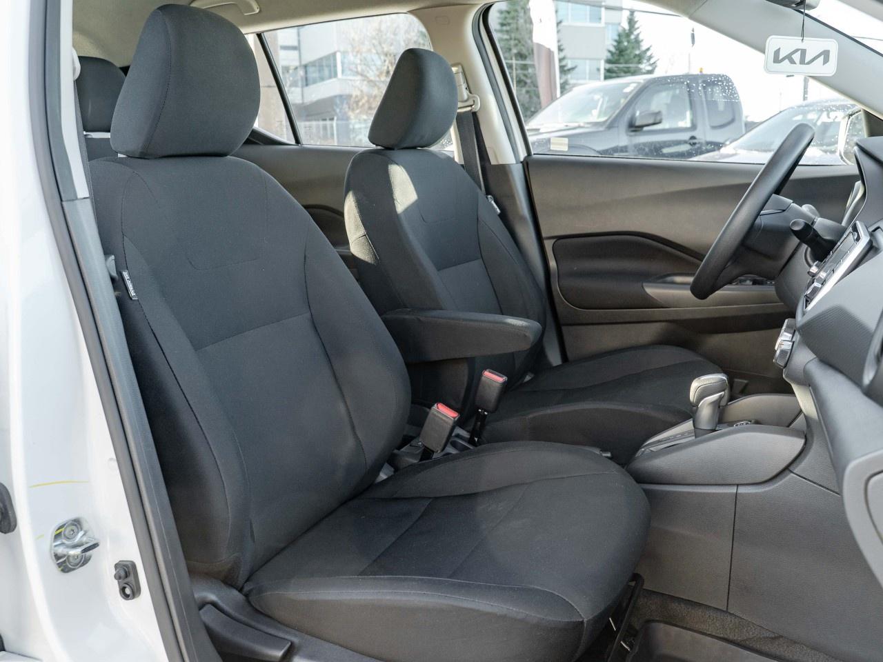 2025 Nissan Kicks Play S FWD Photo