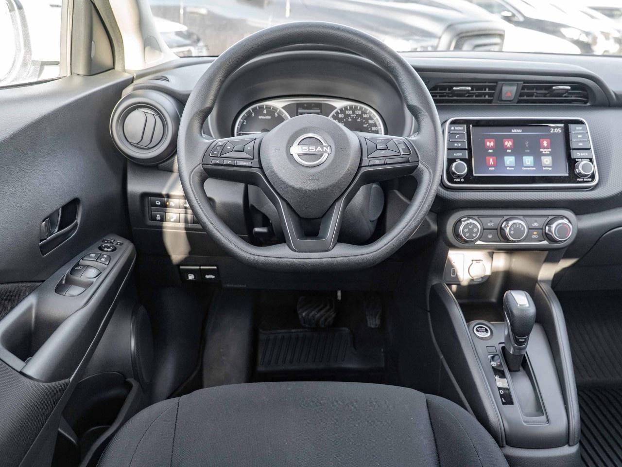 2025 Nissan Kicks Play S FWD Photo