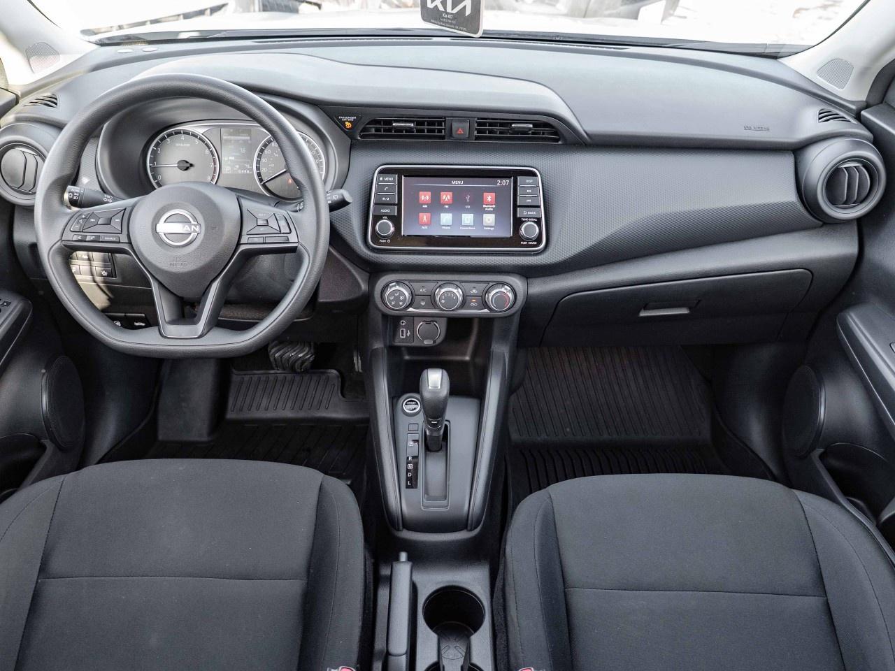 2025 Nissan Kicks Play S FWD Photo