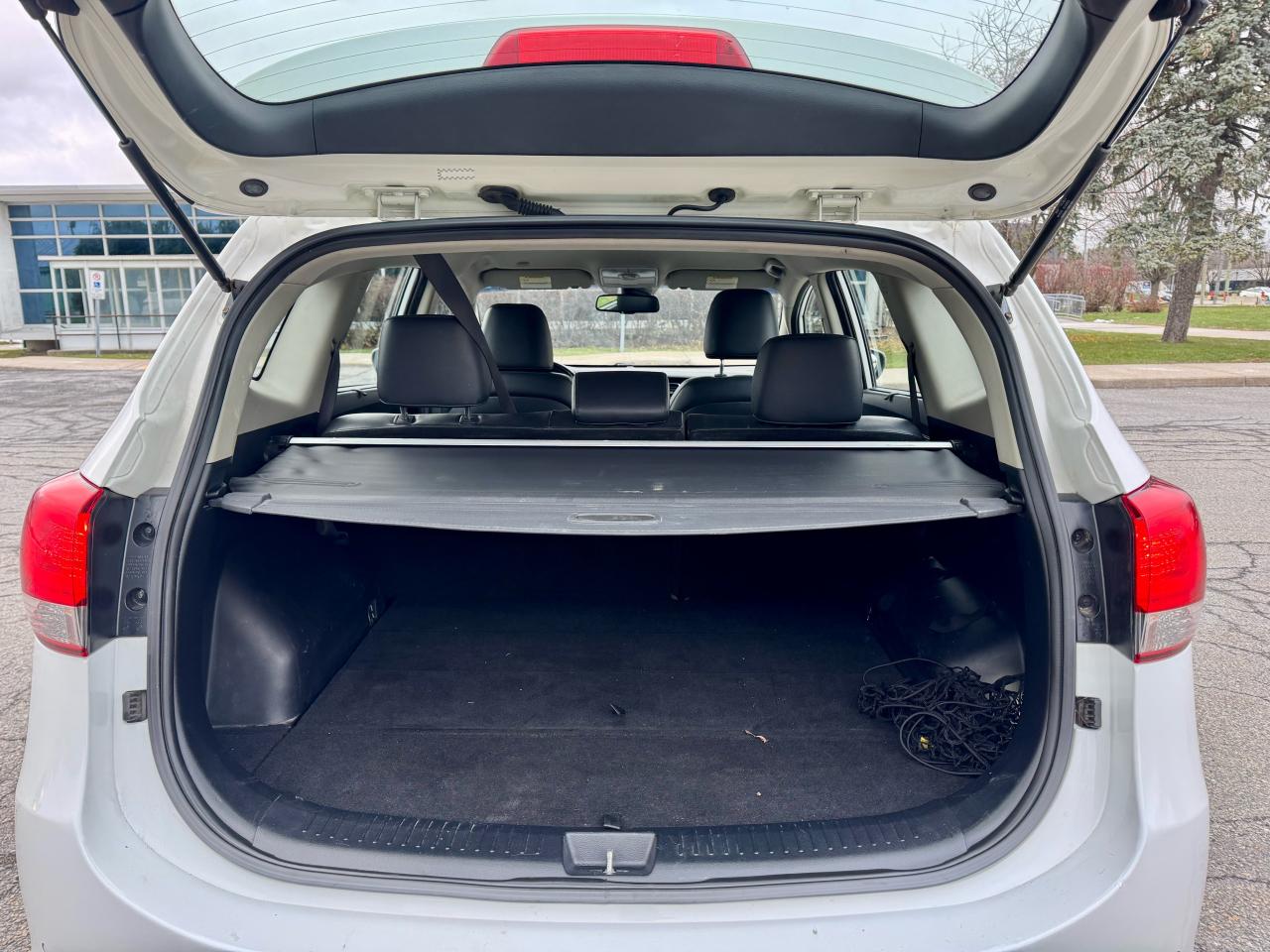 2014 Kia Rondo EX - Photo #17