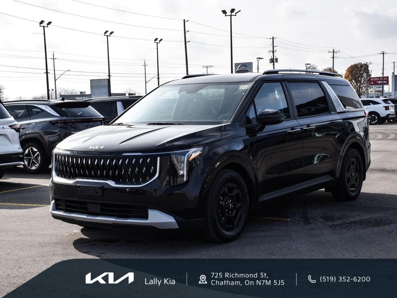 2026 Kia Carnival LX+ New Arrival | Clean CarFax | Low KMs | 8 Pass. | Cloth Heated Seats Photo