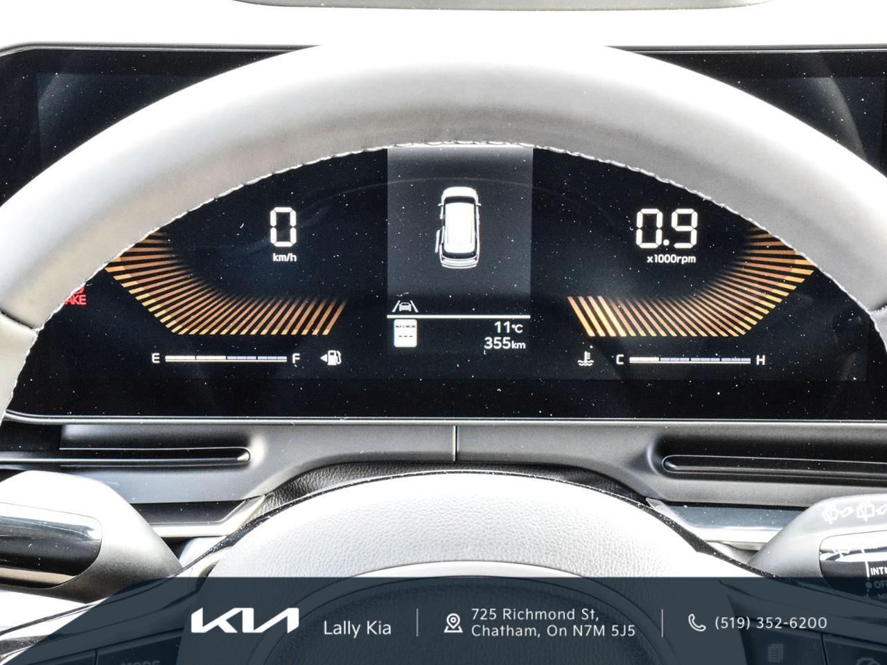 2026 Kia Carnival LX+ New Arrival | Clean CarFax | Low KMs | 8 Pass. | Cloth Heated Seats Photo