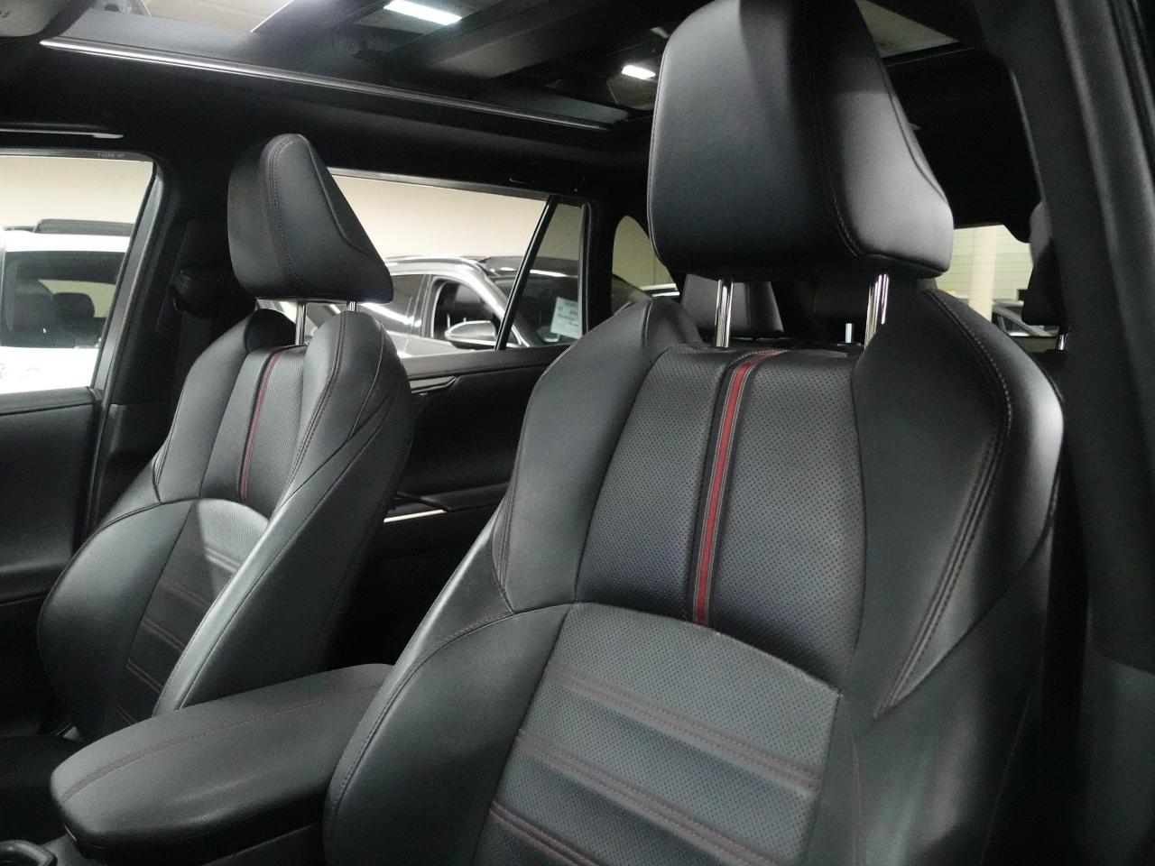 2021 Toyota RAV4 PRIME XSE | PHEV | AWD | Nav | Panoroof | CarPlay