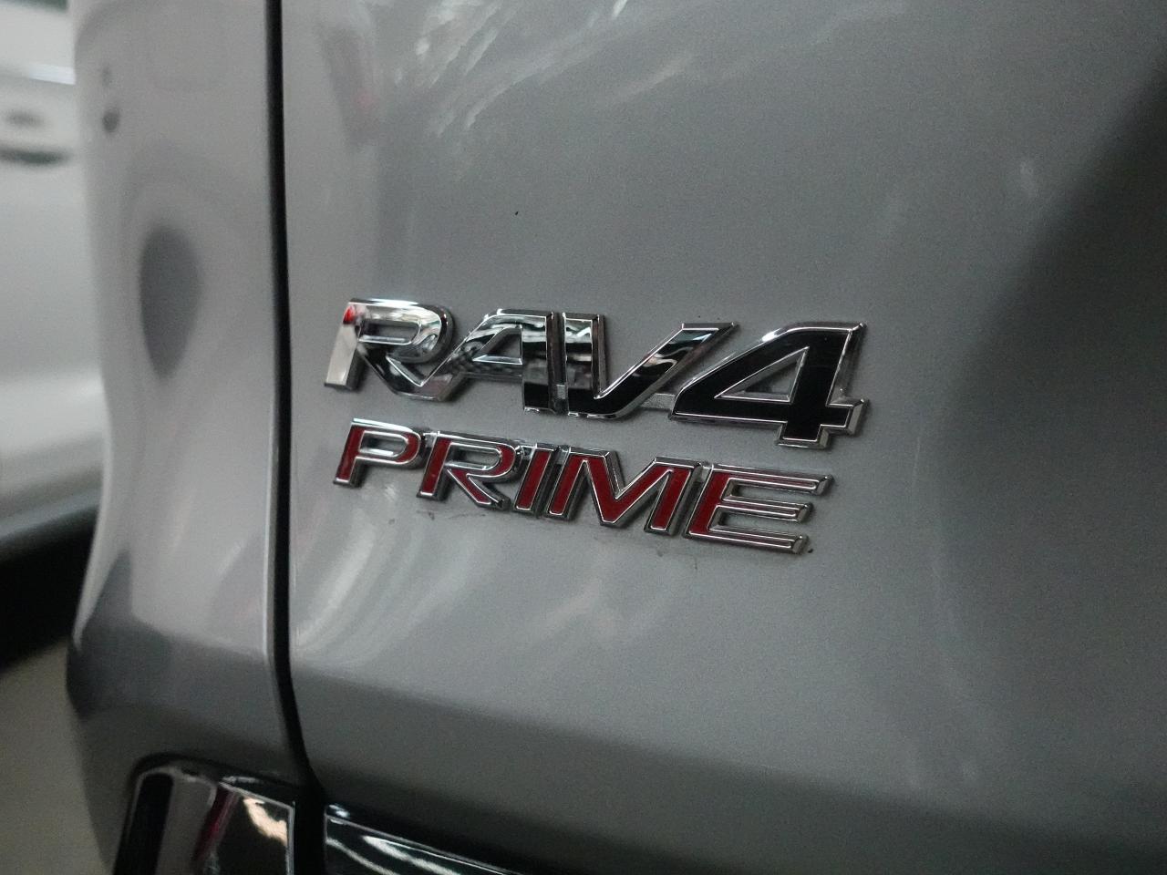 2021 Toyota RAV4 PRIME XSE | PHEV | AWD | Nav | Panoroof | CarPlay