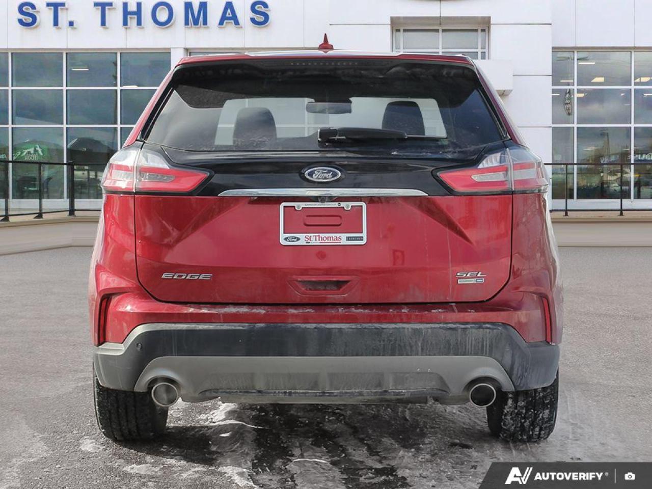 2020 Ford Edge SEL Navigation & Moonroof Photo4