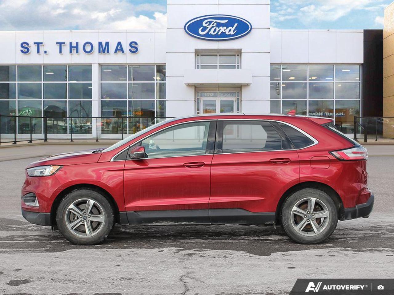 2020 Ford Edge SEL Navigation & Moonroof Photo2