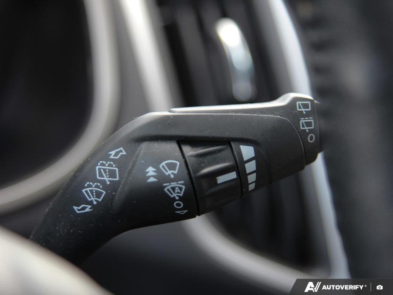 2020 Ford Edge SEL Navigation & Moonroof Photo