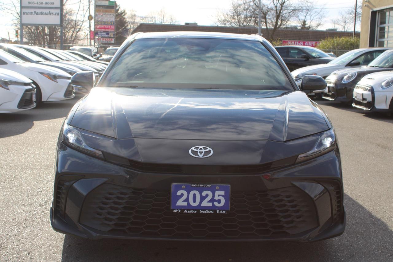 2025 Toyota Camry SE Hybrid - Photo #2