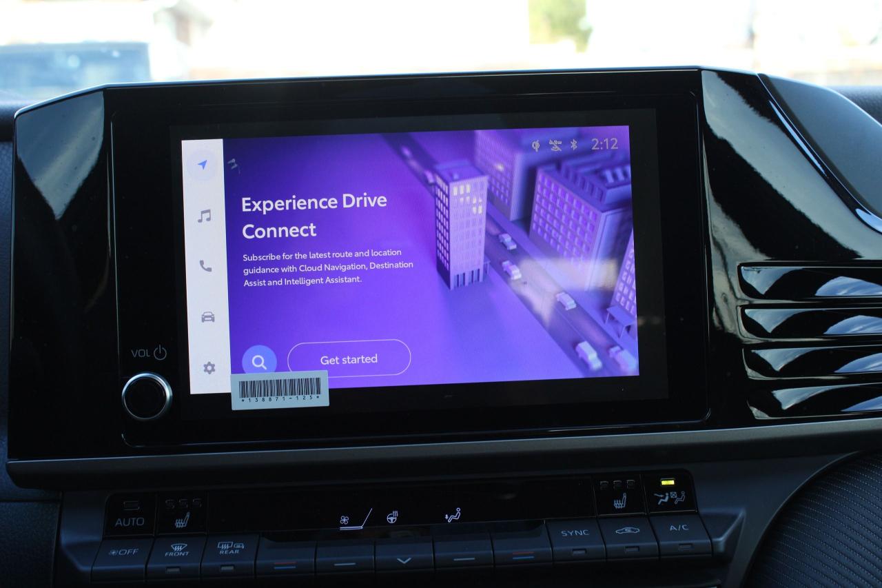 2025 Toyota Camry SE Hybrid - Photo #12