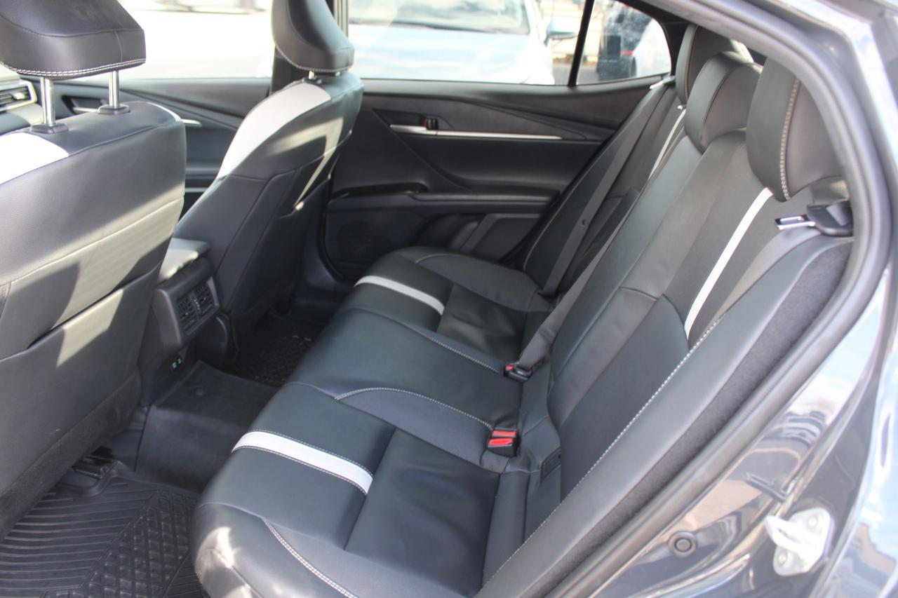 2025 Toyota Camry SE Hybrid - Photo #18