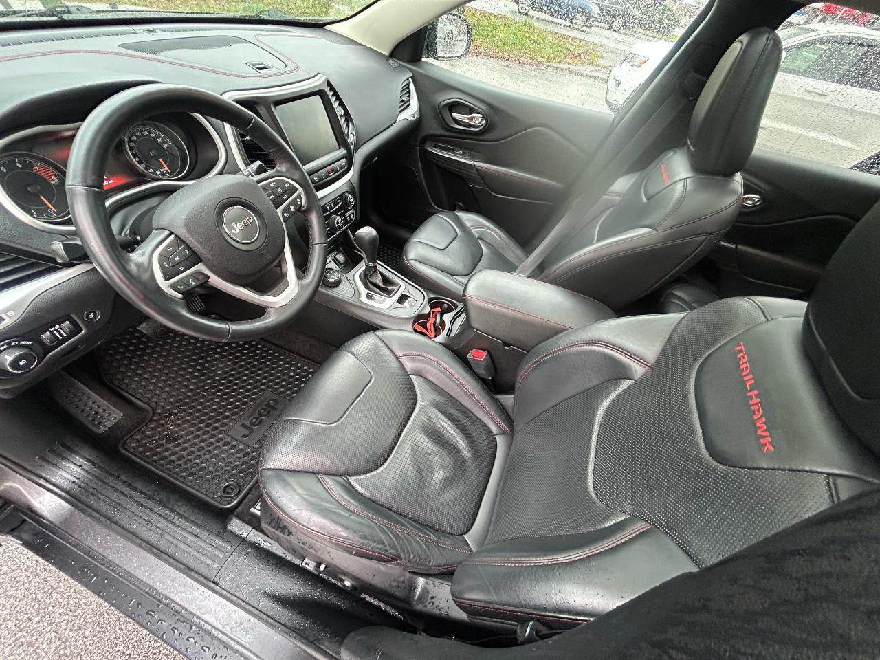 2016 Jeep Cherokee Trailhawk - Photo #9