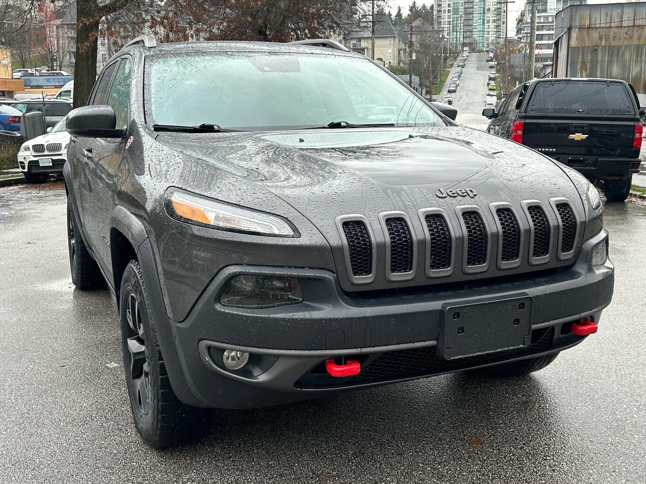2016 Jeep Cherokee Trailhawk - Photo #4