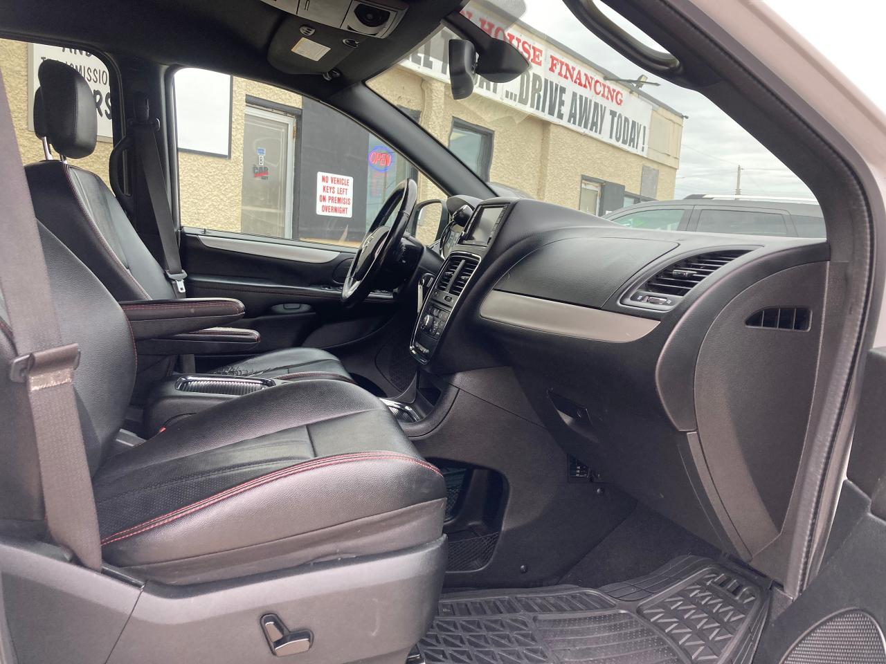 2020 Dodge Grand Caravan GT 2WD - Photo #9