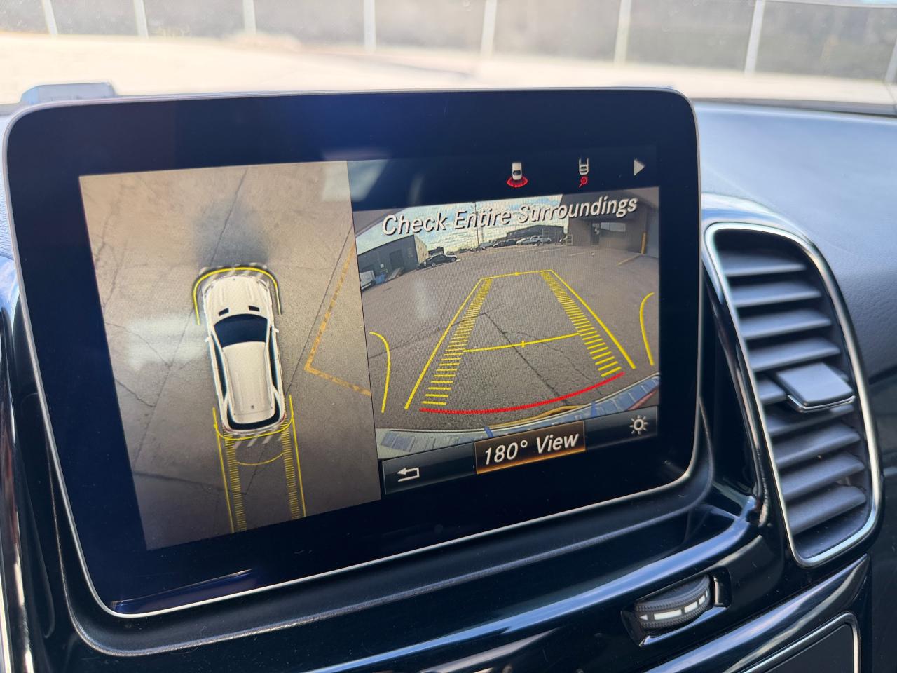 2017 Mercedes-Benz GLE 4MATIC 4dr AMG GLE 43 - Photo #18