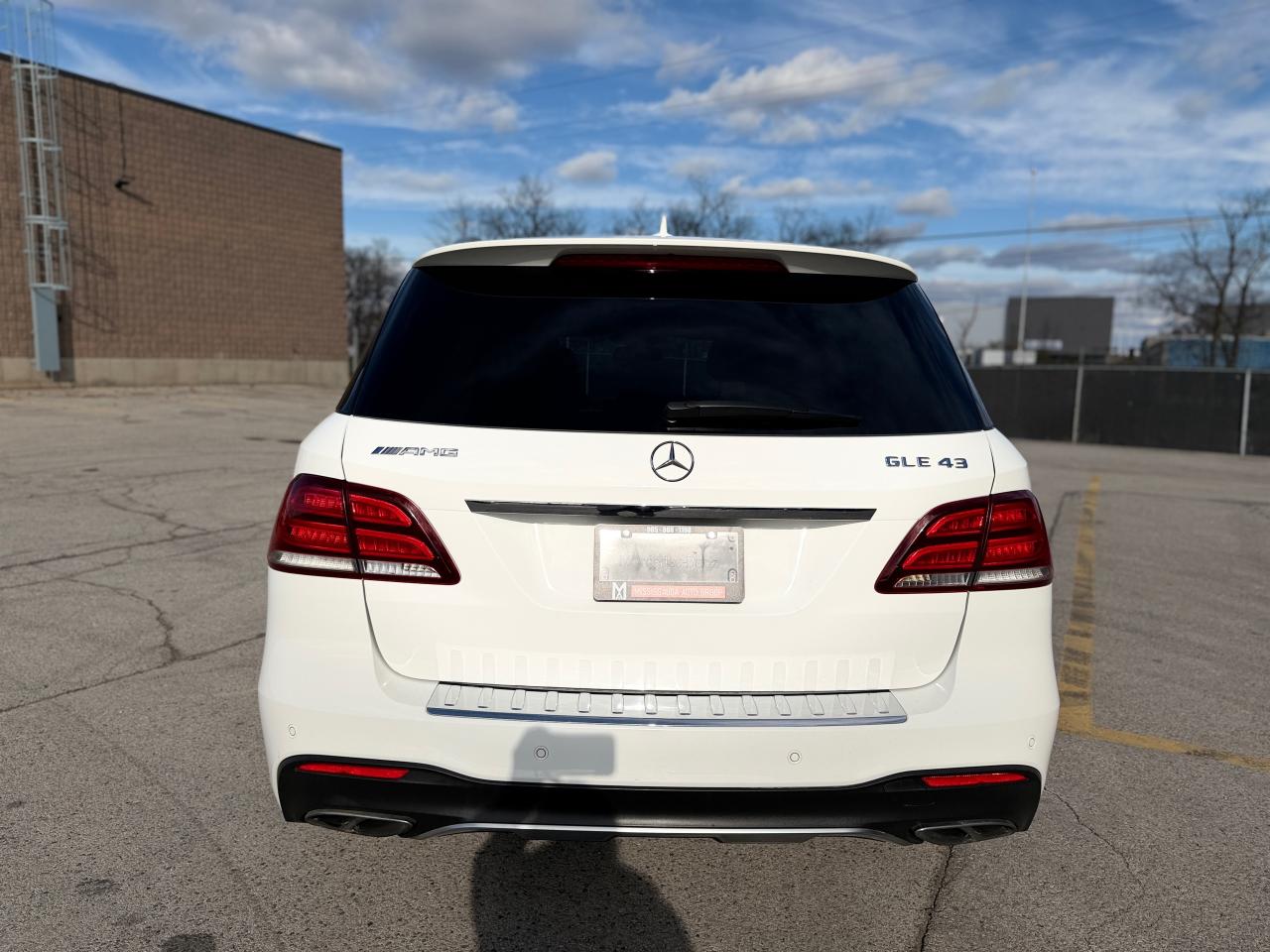 2017 Mercedes-Benz GLE 4MATIC 4dr AMG GLE 43 - Photo #6