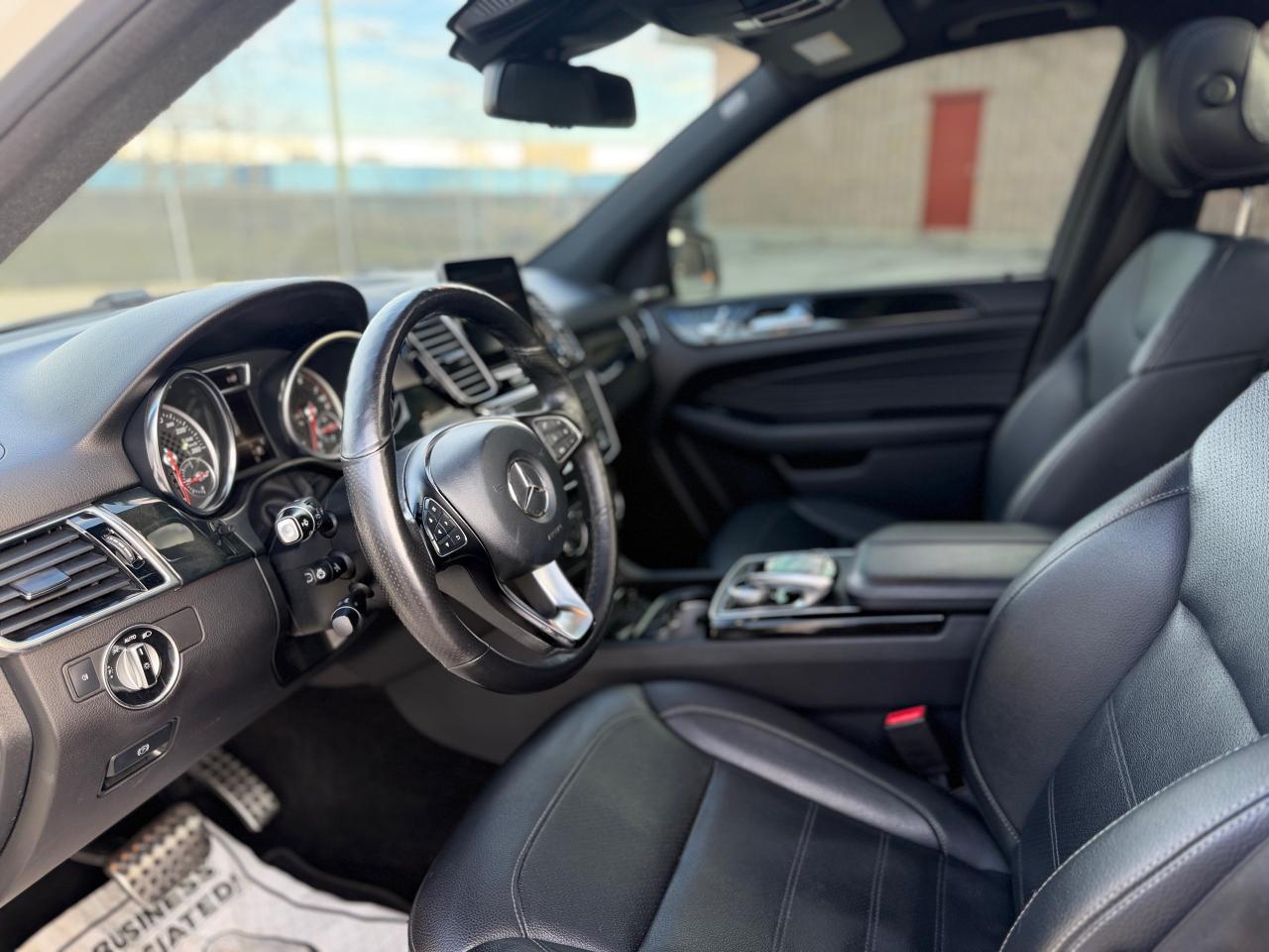 2017 Mercedes-Benz GLE 4MATIC 4dr AMG GLE 43 - Photo #12