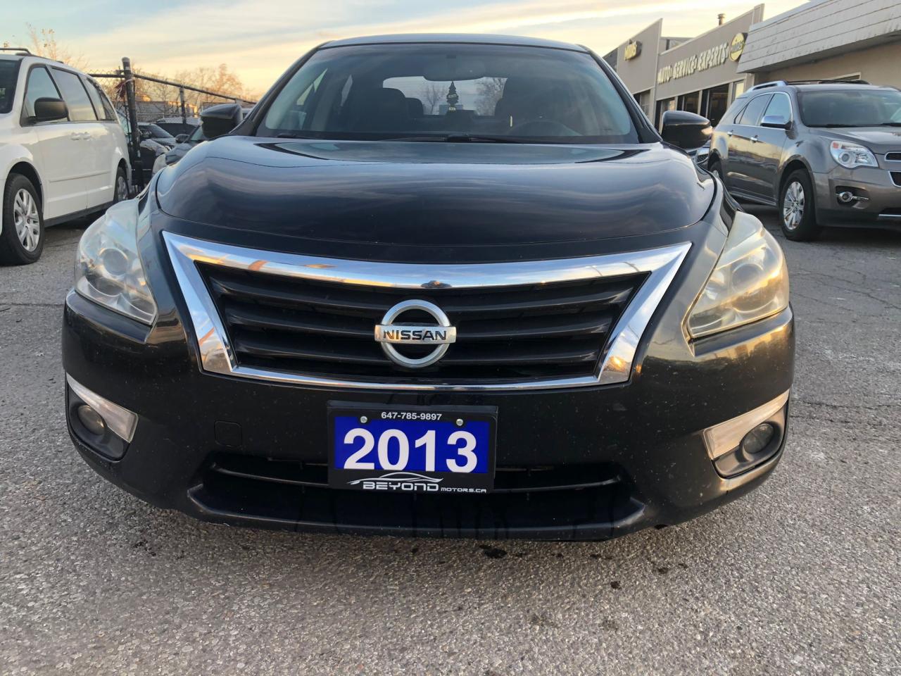 Used 2013 Nissan Altima 2.5 SL for sale in Woodbridge, ON
