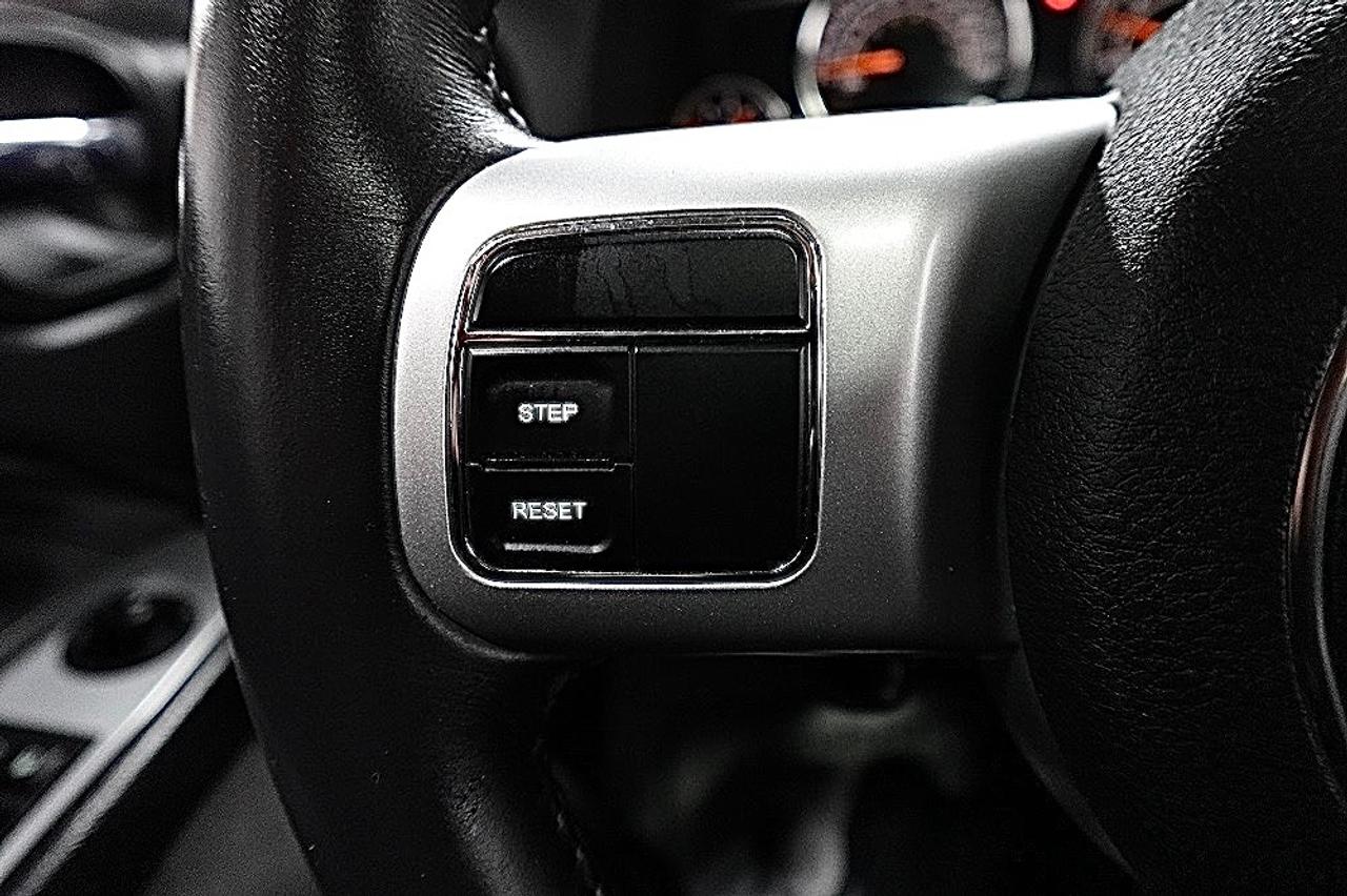 2016 Jeep Compass HIGH ALTITUDE ,ALL SERVICE RECORDS,ONE OWNER,4X4 Photo