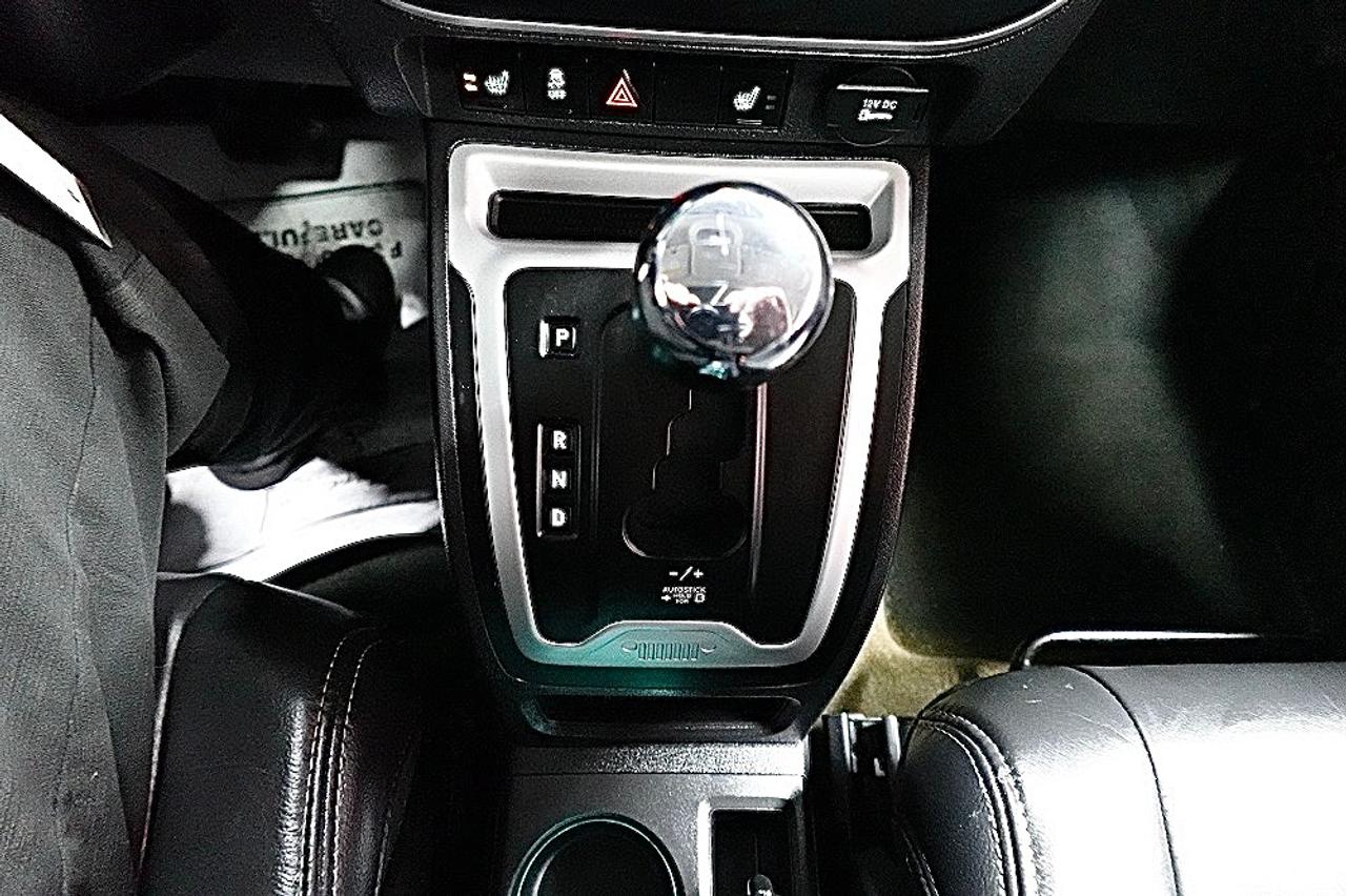 2016 Jeep Compass HIGH ALTITUDE ,ALL SERVICE RECORDS,ONE OWNER,4X4 Photo