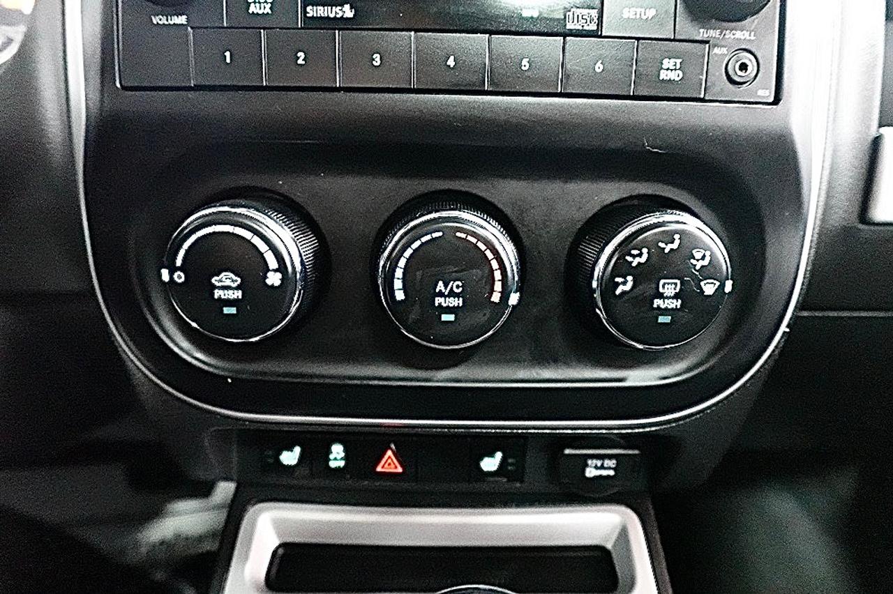 2016 Jeep Compass HIGH ALTITUDE ,ALL SERVICE RECORDS,ONE OWNER,4X4 Photo