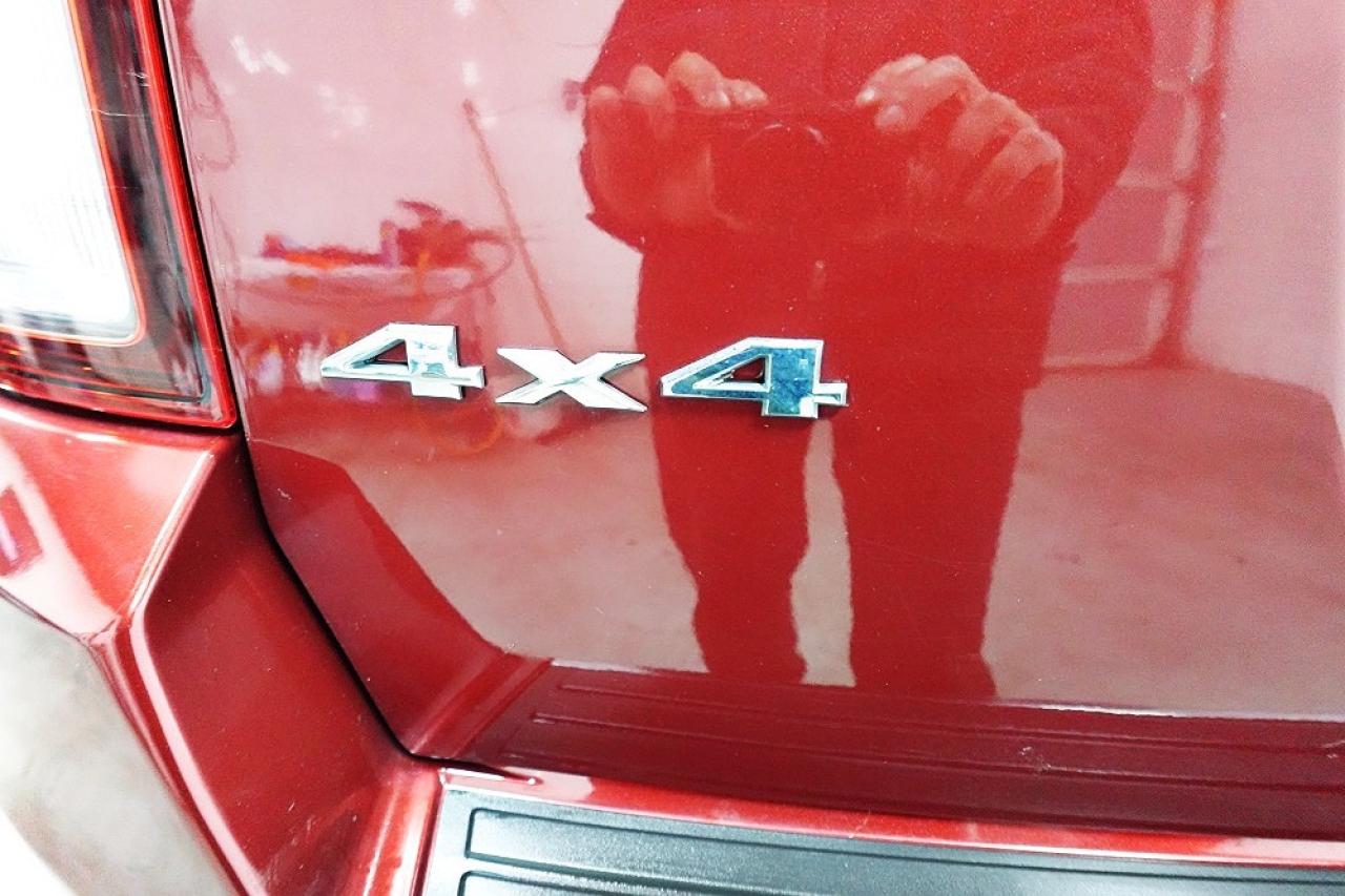 2016 Jeep Compass HIGH ALTITUDE ,ALL SERVICE RECORDS,ONE OWNER,4X4 Photo