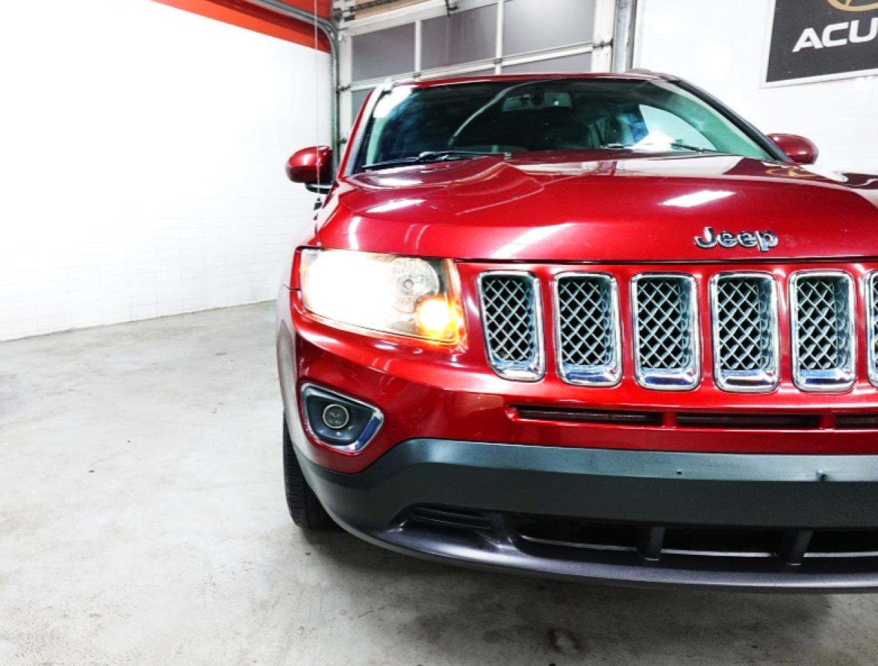 2016 Jeep Compass HIGH ALTITUDE ,ALL SERVICE RECORDS,ONE OWNER,4X4 Photo