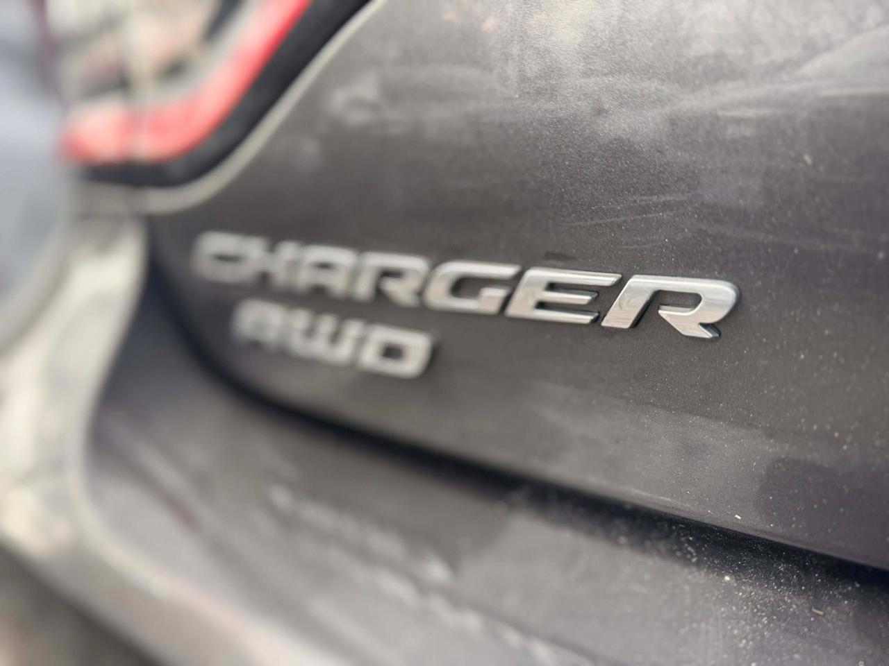 2017 Dodge Charger 4dr Sdn SXT AWD - Photo #5