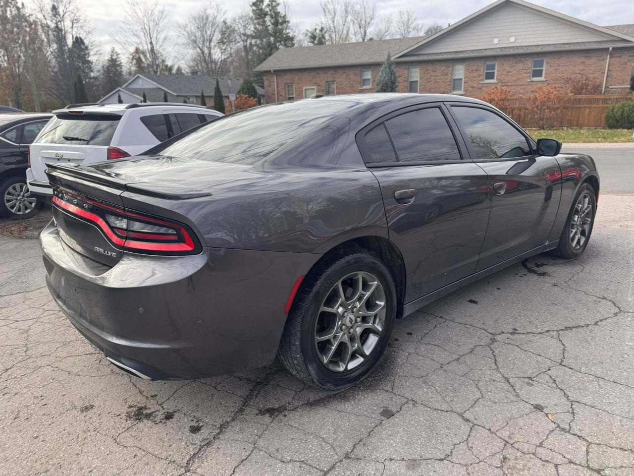 2017 Dodge Charger 4dr Sdn SXT AWD - Photo #7