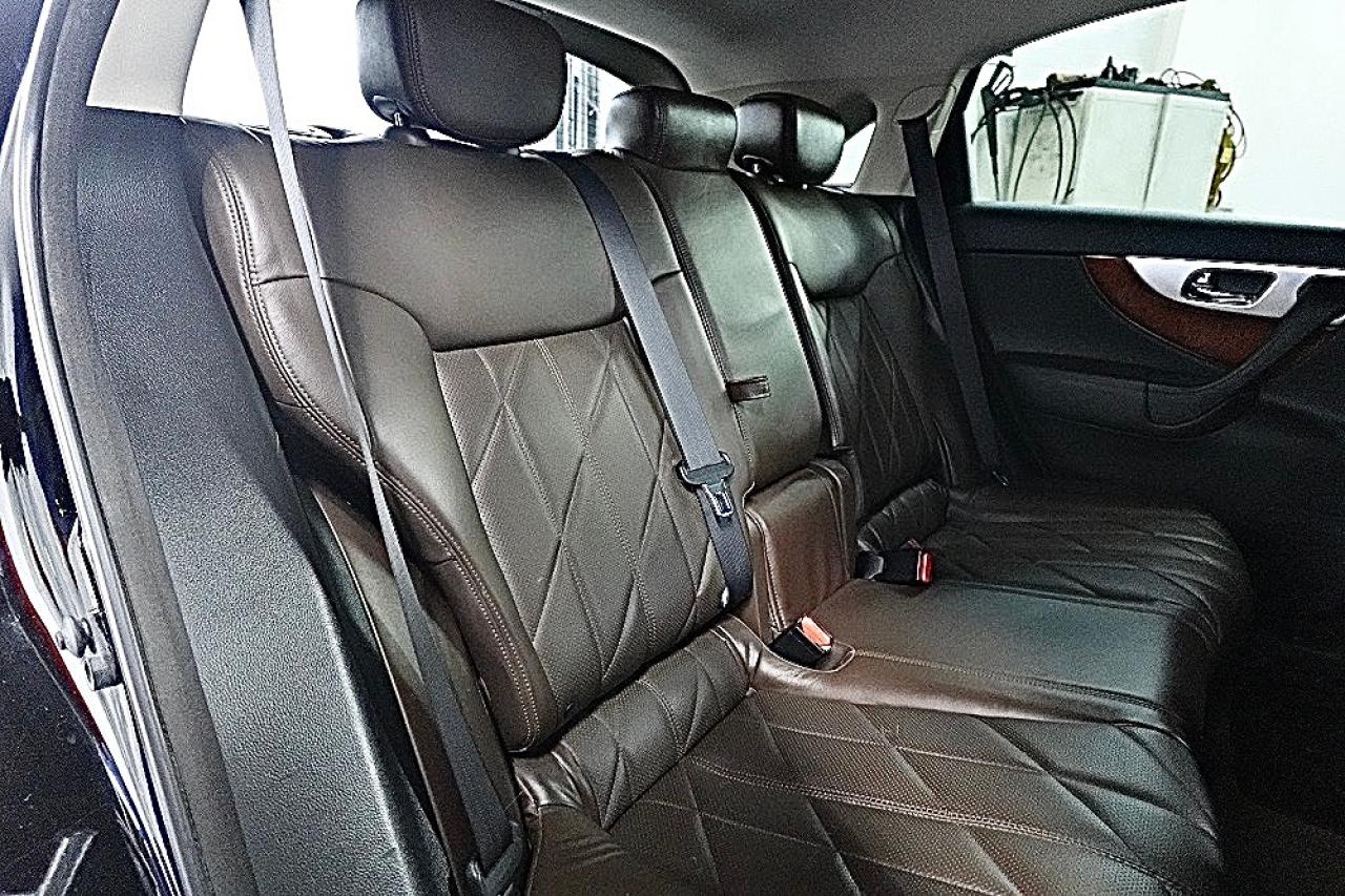 2010 Infiniti FX50 FX50S ,AWD FULLY LOADED,NO ACCIDENT,MANGER SPECIAL Photo