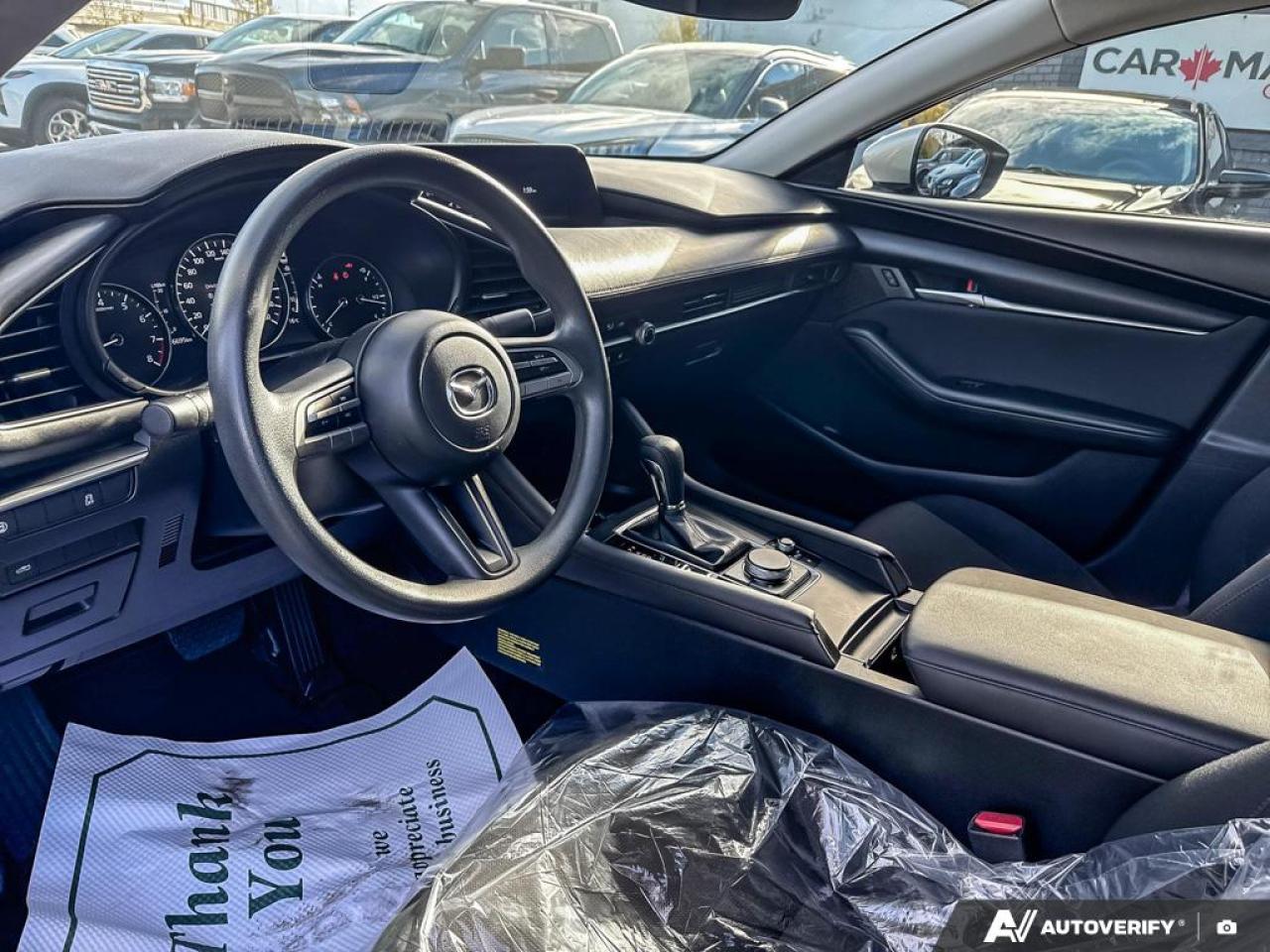 2019 Mazda MAZDA3 GX / NO ACCIDENTS / HTD SEATS / NAV / BLUETOOTH - Photo #9