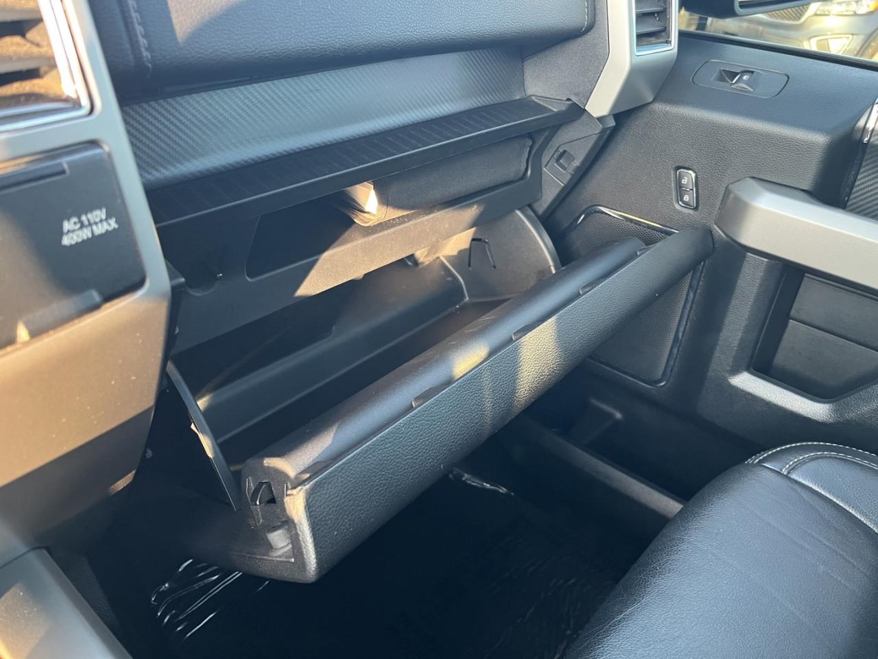 2019 Ford F-150 LARIAT ~NO ACCIDENTS~ Photo