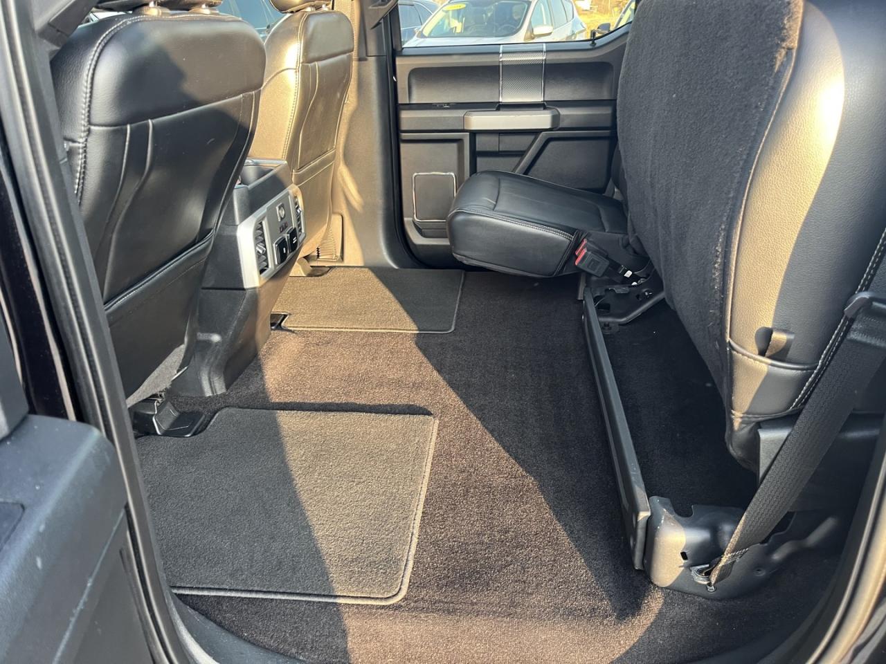 2019 Ford F-150 LARIAT ~NO ACCIDENTS~ Photo