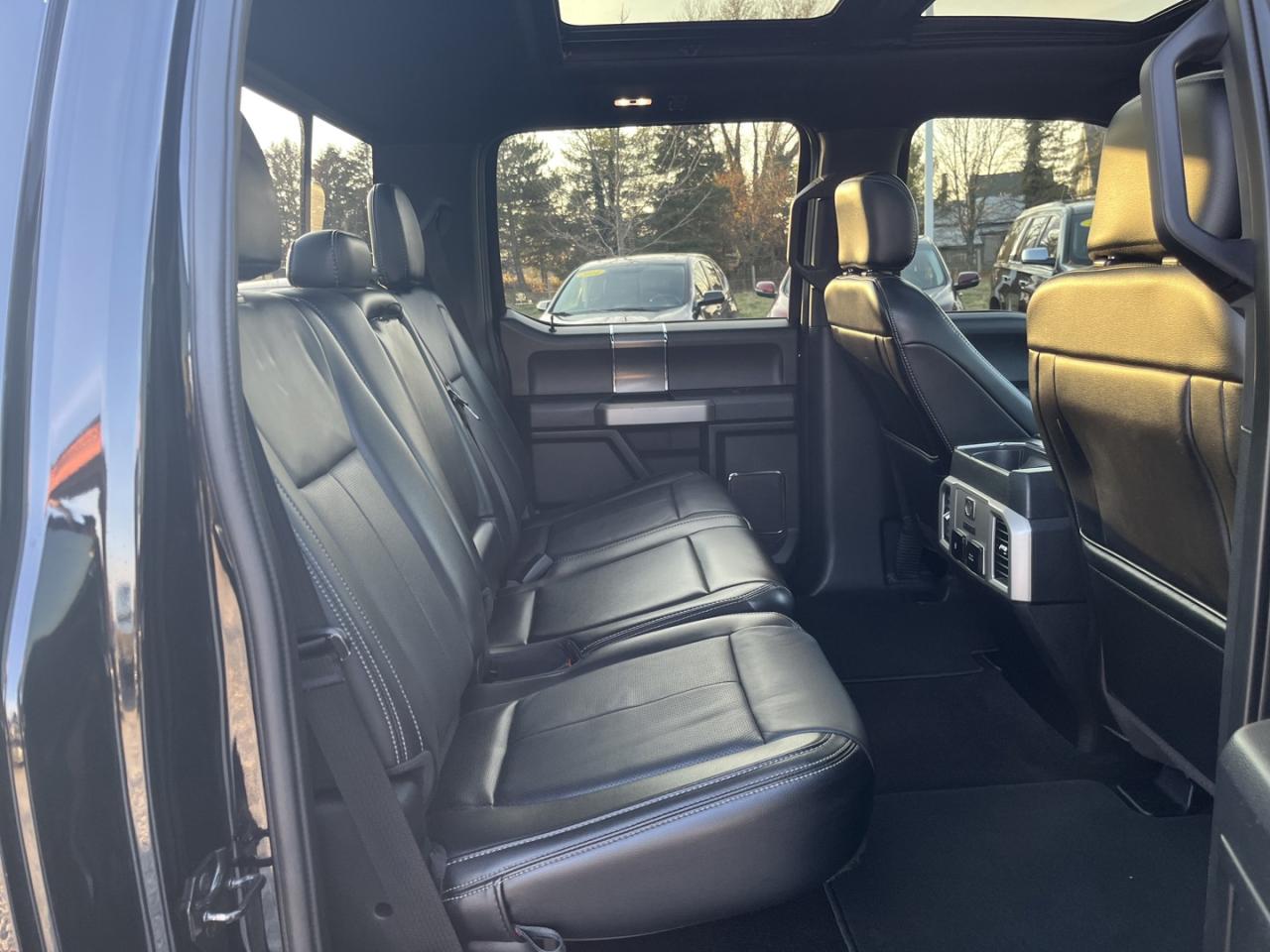 2019 Ford F-150 LARIAT ~NO ACCIDENTS~ Photo