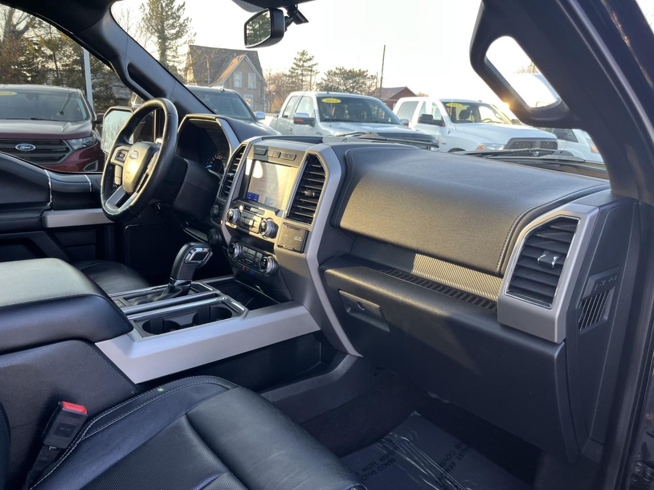 2019 Ford F-150 LARIAT ~NO ACCIDENTS~ Photo