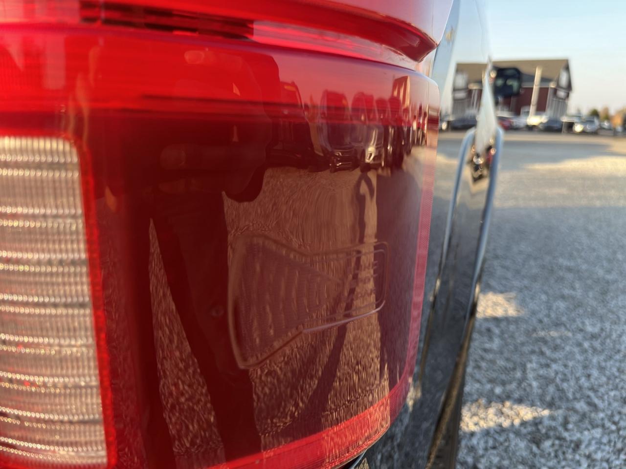 2019 Ford F-150 LARIAT ~NO ACCIDENTS~ Photo