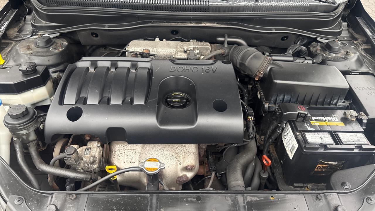 2010 Hyundai Accent L Photo