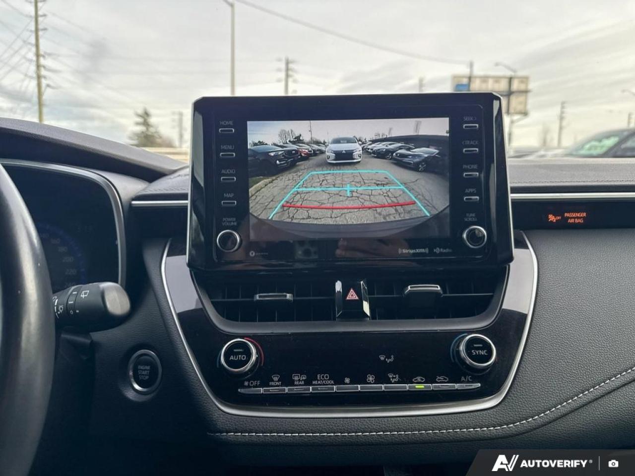 2019 Toyota Corolla XSE / NO ACCIDENTS / NAV / LEATHER /HTD SEATS/ M/T - Photo #16