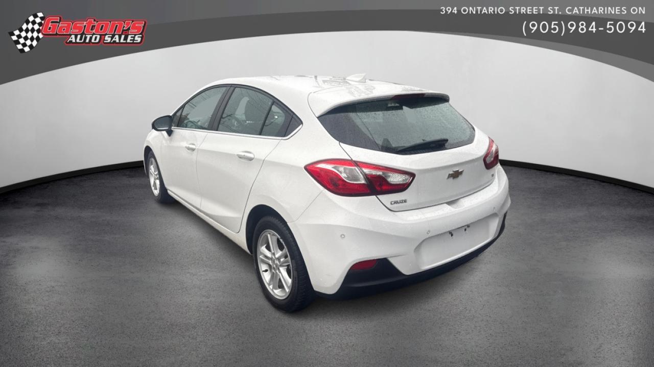 2018 Chevrolet Cruze LT Photo4