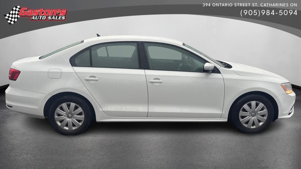 2015 Volkswagen Jetta Trendline Photo1