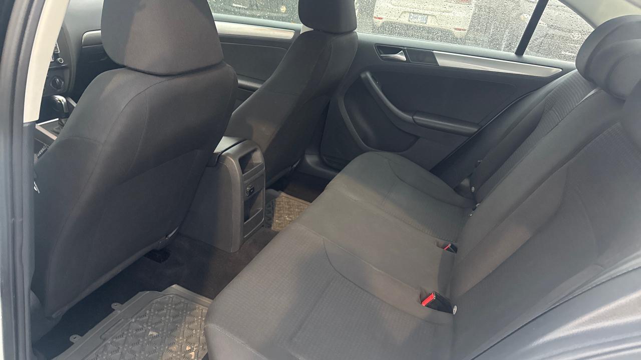 2015 Volkswagen Jetta Trendline Photo