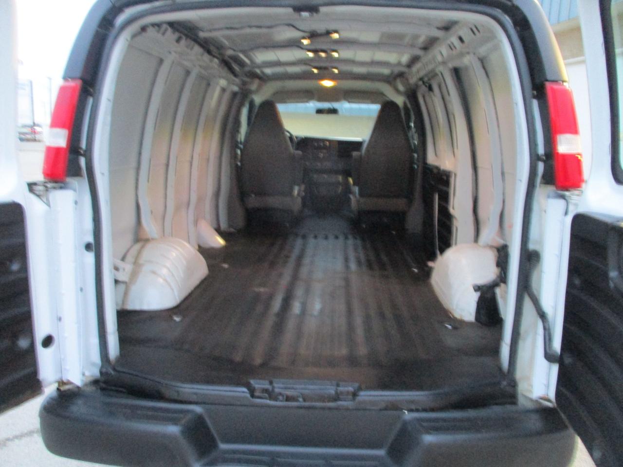 2020 Chevrolet Express Cargo Van  - Photo #7