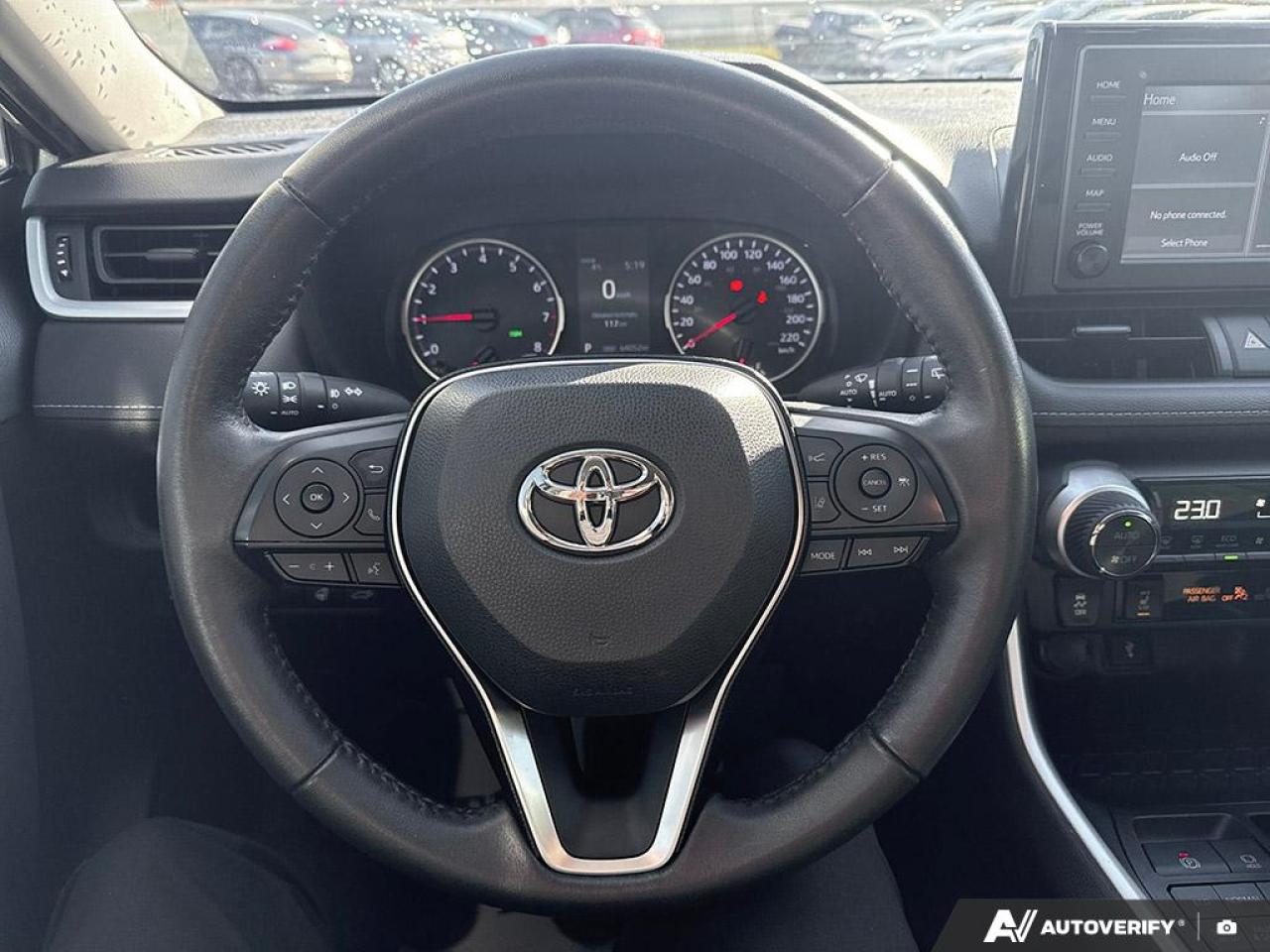 2021 Toyota RAV4 XLE / AWD / HTD SEATS / HTD STEERING / SUNROOF - Photo #19