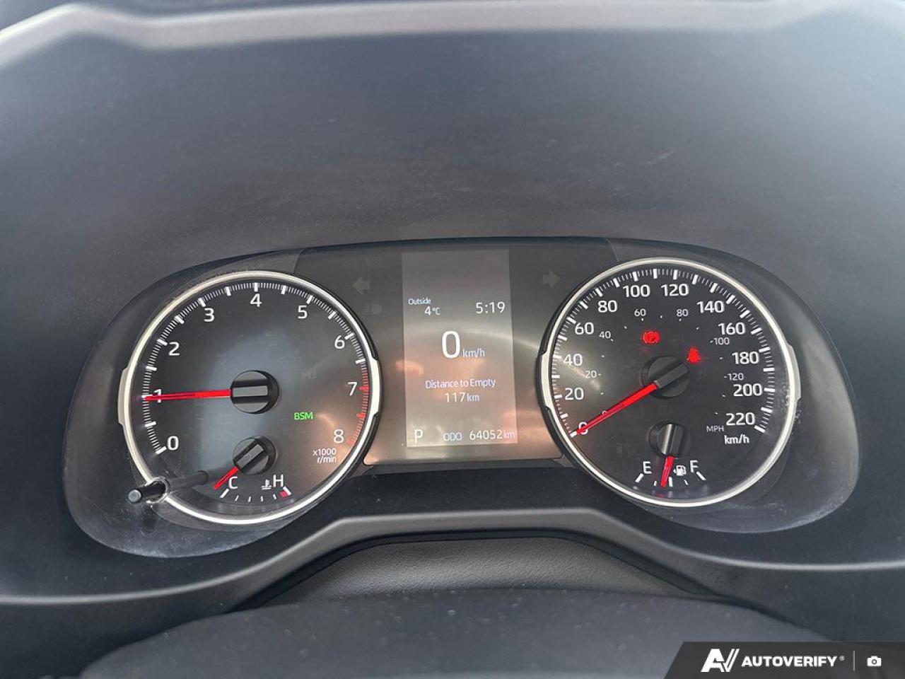 2021 Toyota RAV4 XLE / AWD / HTD SEATS / HTD STEERING / SUNROOF - Photo #22