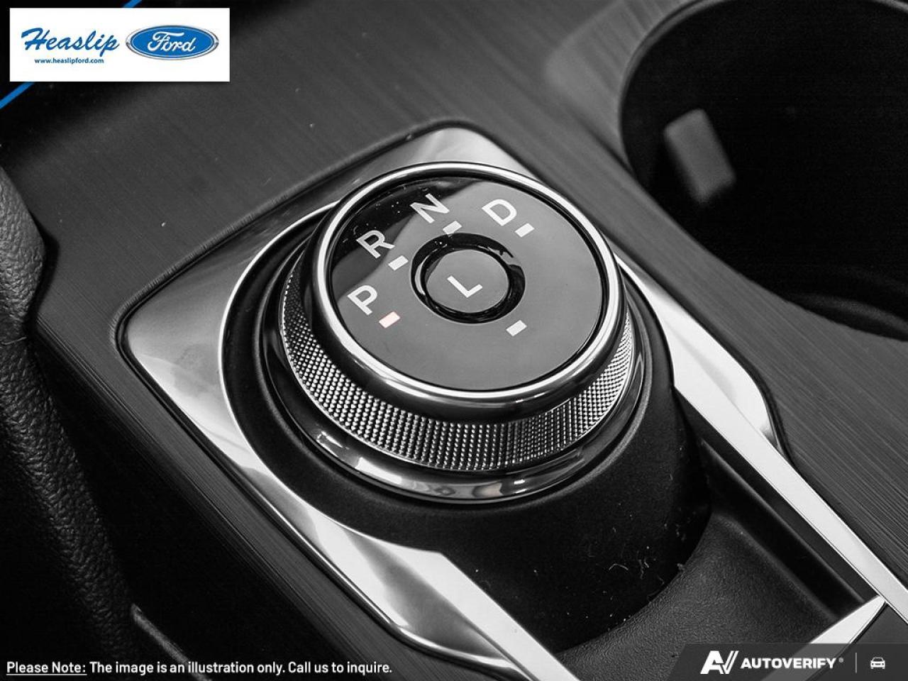 2026 Ford Escape ST-Line Photo5