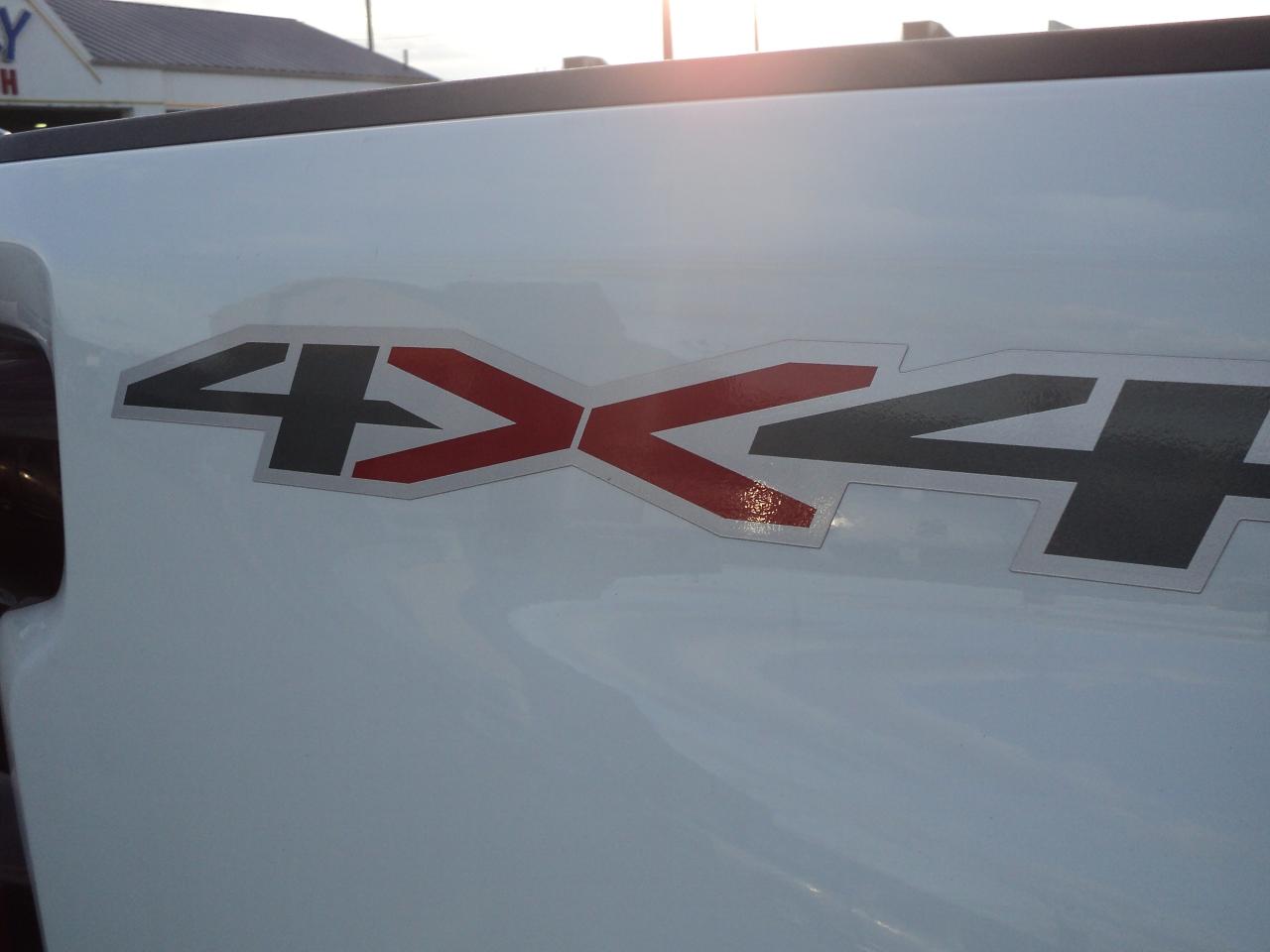 2023 Chevrolet Silverado 2500 HD LT CrewCab 4WD 6.6L8cylGas 6'7"Box 159"WB Photo