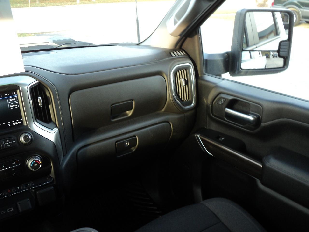 2023 Chevrolet Silverado 2500 HD LT CrewCab 4WD 6.6L8cylGas 6'7"Box 159"WB Photo