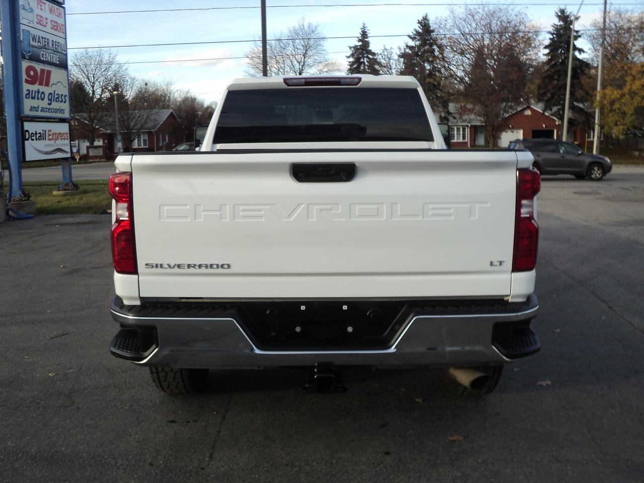2023 Chevrolet Silverado 2500 HD LT CrewCab 4WD 6.6L8cylGas 6'7"Box 159"WB Photo