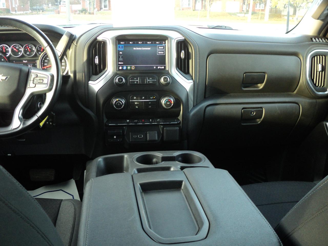 2023 Chevrolet Silverado 2500 HD LT CrewCab 4WD 6.6L8cylGas 6'7"Box 159"WB Photo