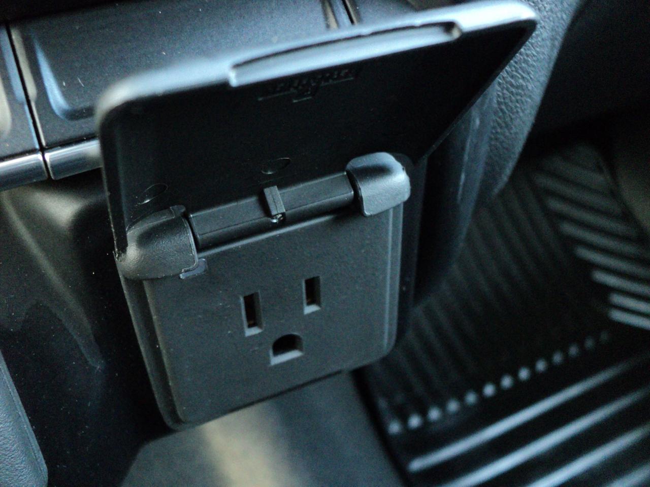 2023 Chevrolet Silverado 2500 HD LT CrewCab 4WD 6.6L8cylGas 6'7"Box 159"WB Photo