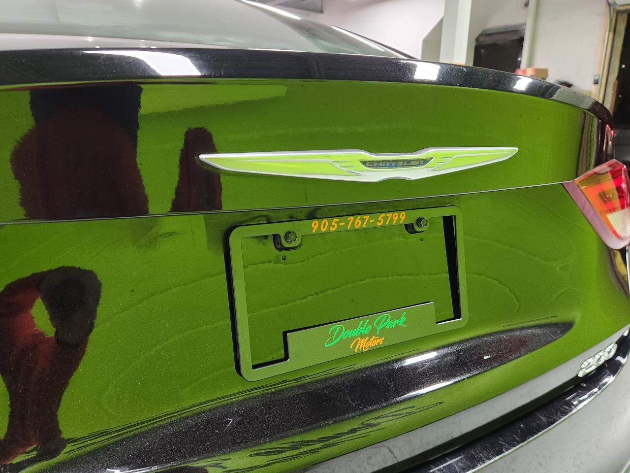 2015 Chrysler 200 Limited H-Ted Seats 4cyl Good on gas - Photo #11